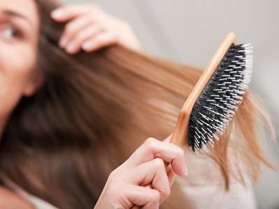 How Women Can Grow Long Luscious Locks